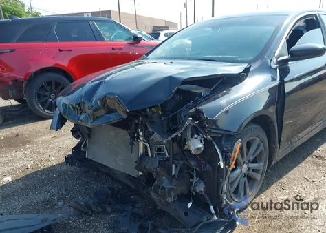 2015 Chrysler 200 Limited z USA, uszkodzony, nr VIN 1C3CCCAB9FN741592